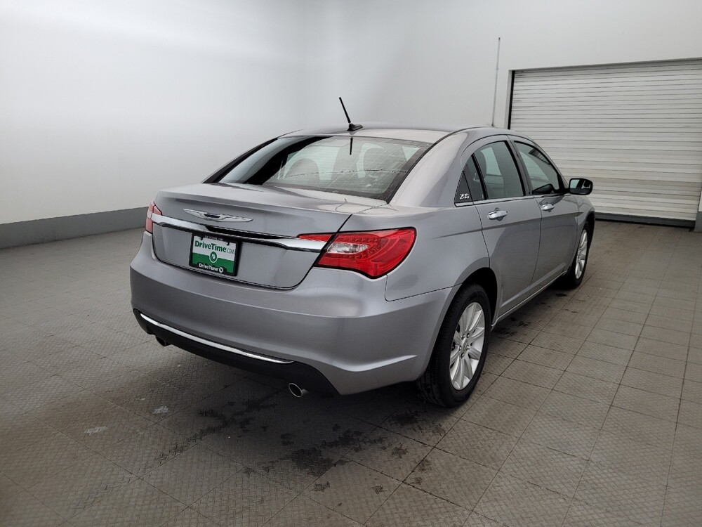 2014 Chrysler 200 in Pittsburgh, PA 15237 - 18132388 9