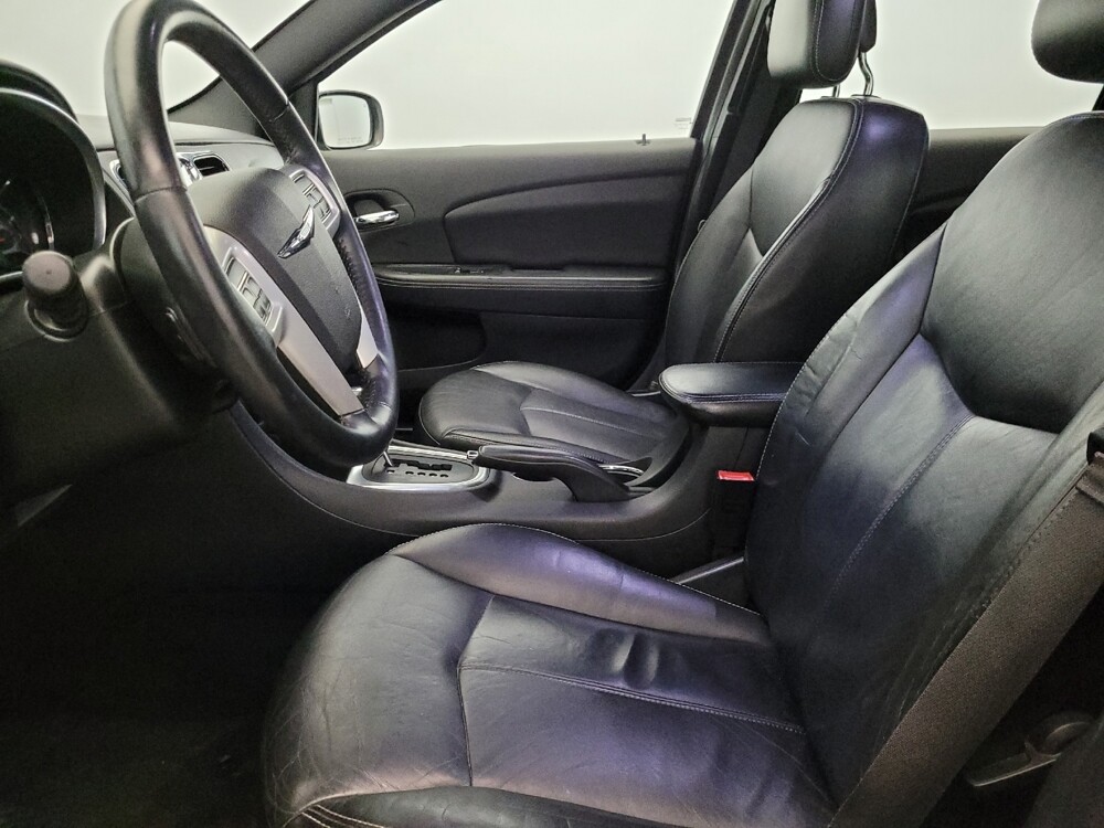 2014 Chrysler 200 in Pittsburgh, PA 15237 - 18132388 17