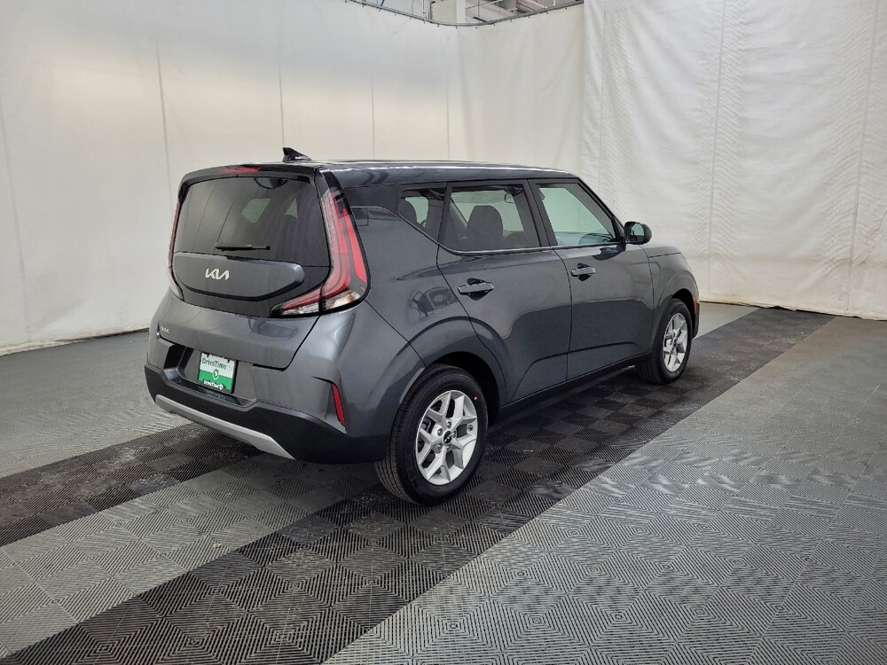 2025 Kia Soul in Allentown, PA 18103 - 18132395 9