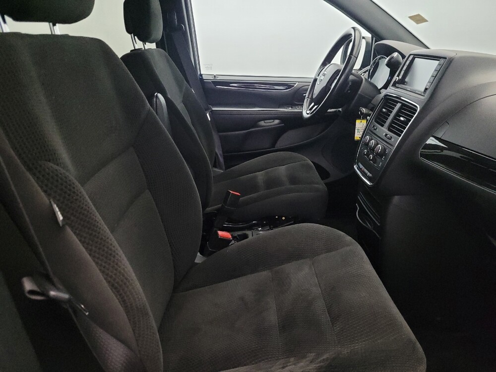 2019 Dodge Grand Caravan in Woodbridge, VA 22191 - 18132397 21