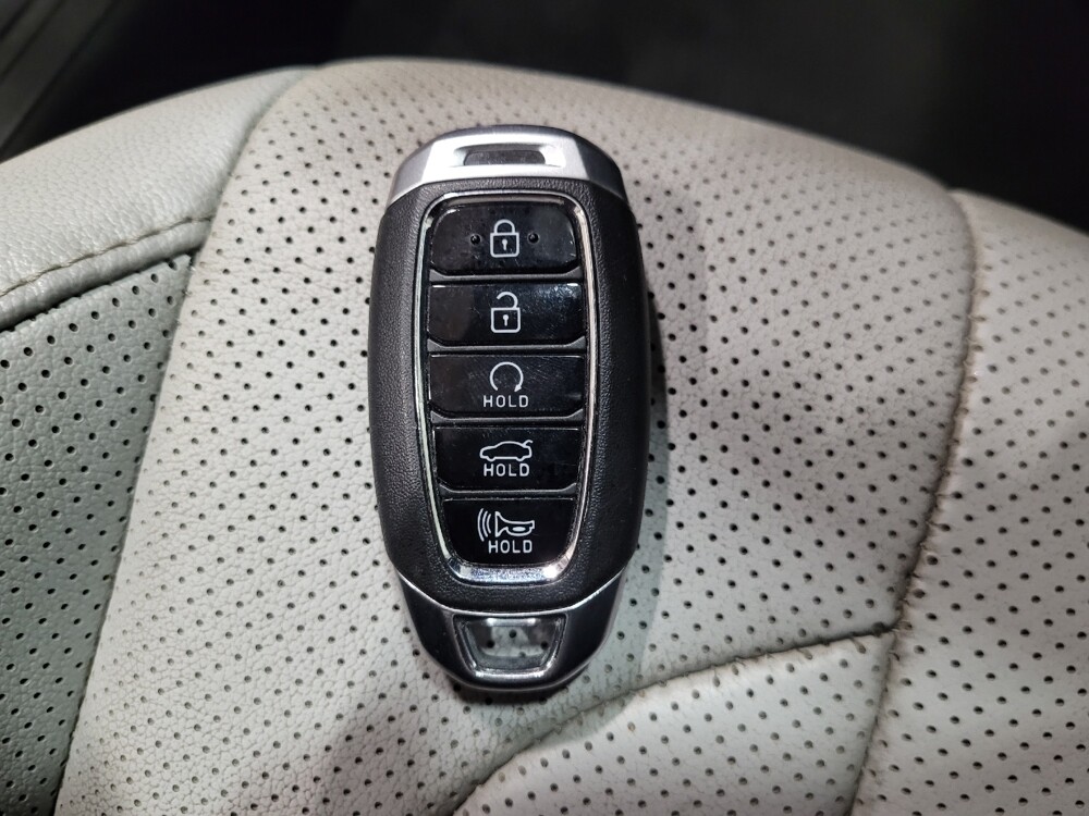 2023 Hyundai Elantra in Owings Mills, MD 21117 - 18132399 32