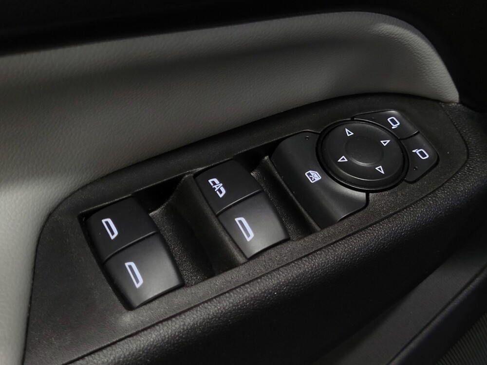 2021 Chevrolet Equinox in Temple Hills, MD 20746 - 18132402 27