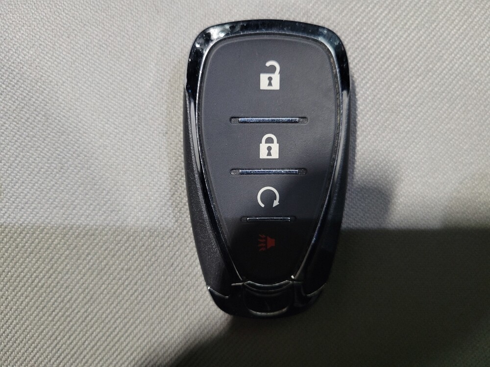 2021 Chevrolet Equinox in Temple Hills, MD 20746 - 18132402 32