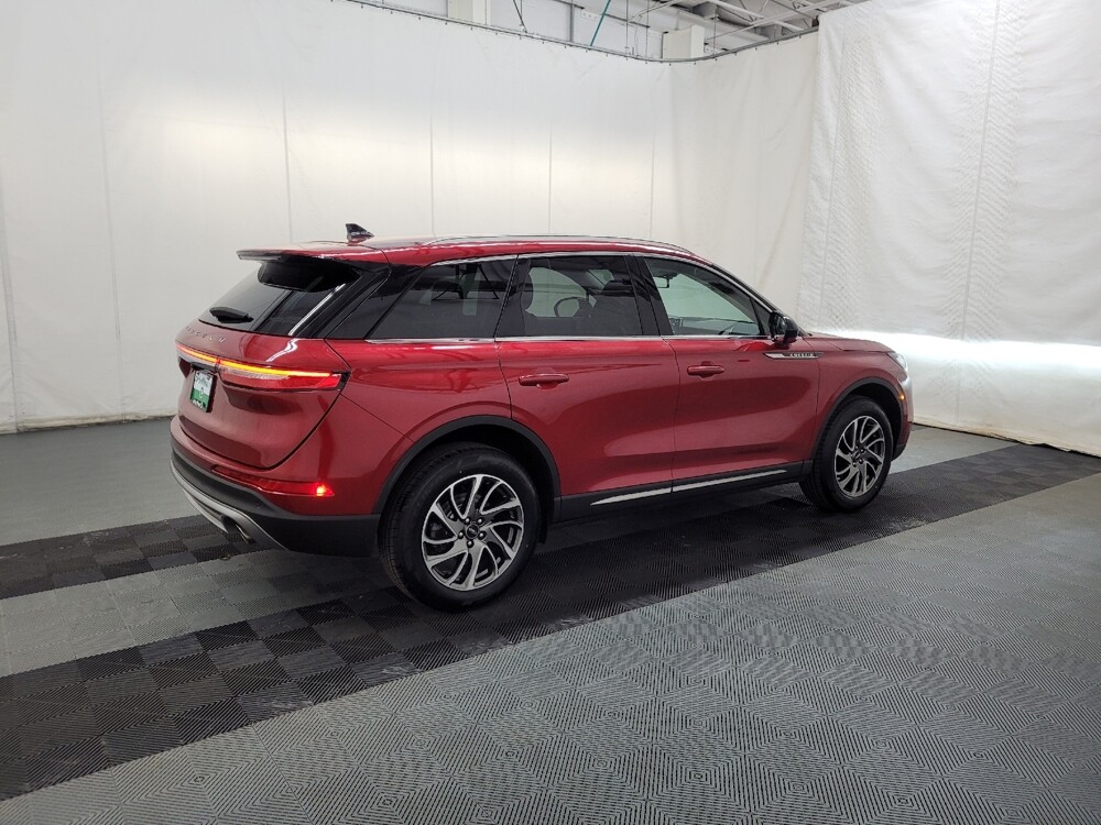 2021 Lincoln Corsair in Allentown, PA 18103 - 18132405 10