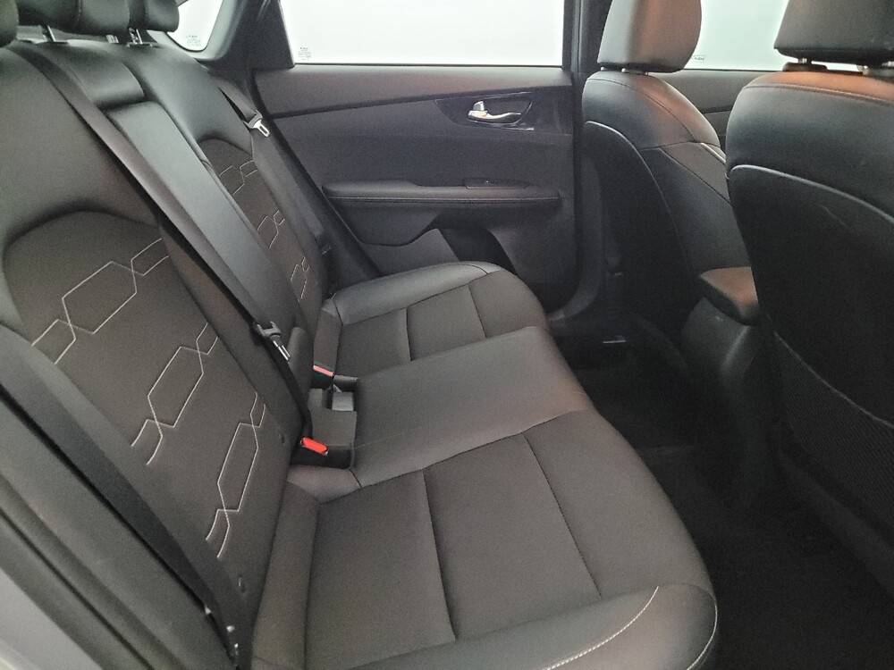 2023 Kia Forte in Pittsburgh, PA 15237 - 18132406 19