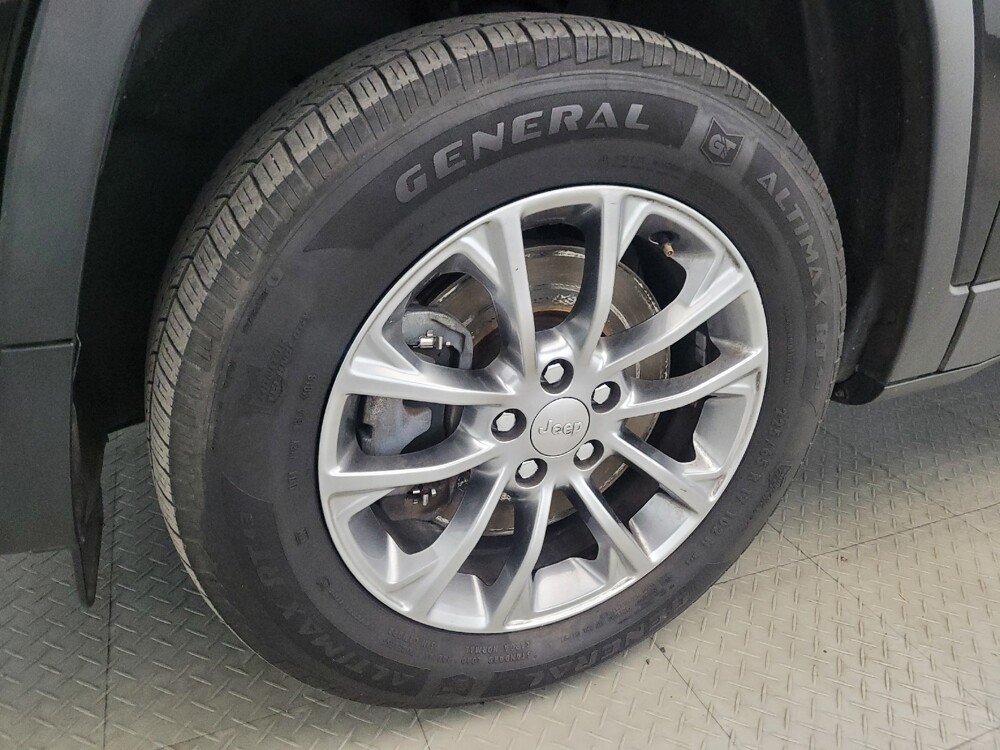 2019 Jeep Cherokee in Williamstown, NJ 8094 - 18132410 31