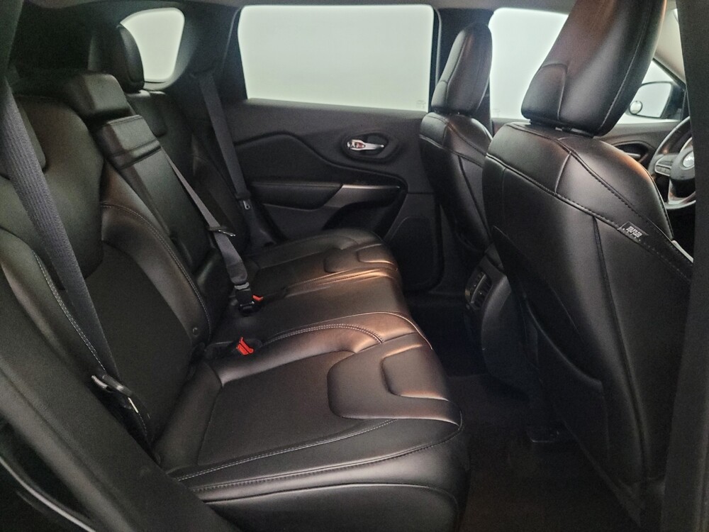 2019 Jeep Cherokee in Williamstown, NJ 8094 - 18132410 19