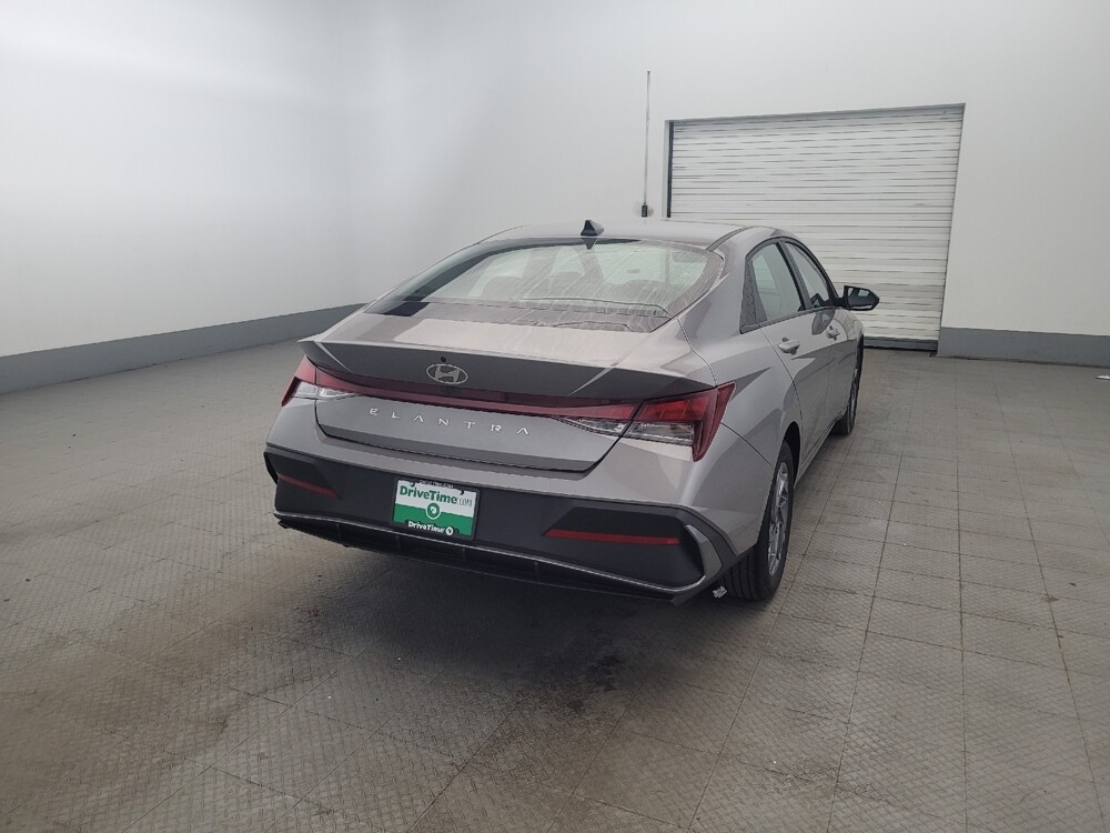 2024 Hyundai Elantra in Williamstown, NJ 8094 - 18132423 7