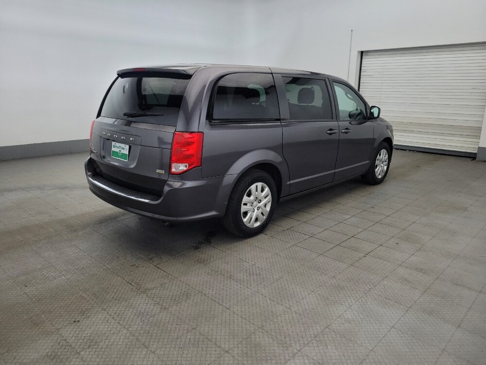 2018 Dodge Grand Caravan in Newport News, VA 23601 - 18132426 9