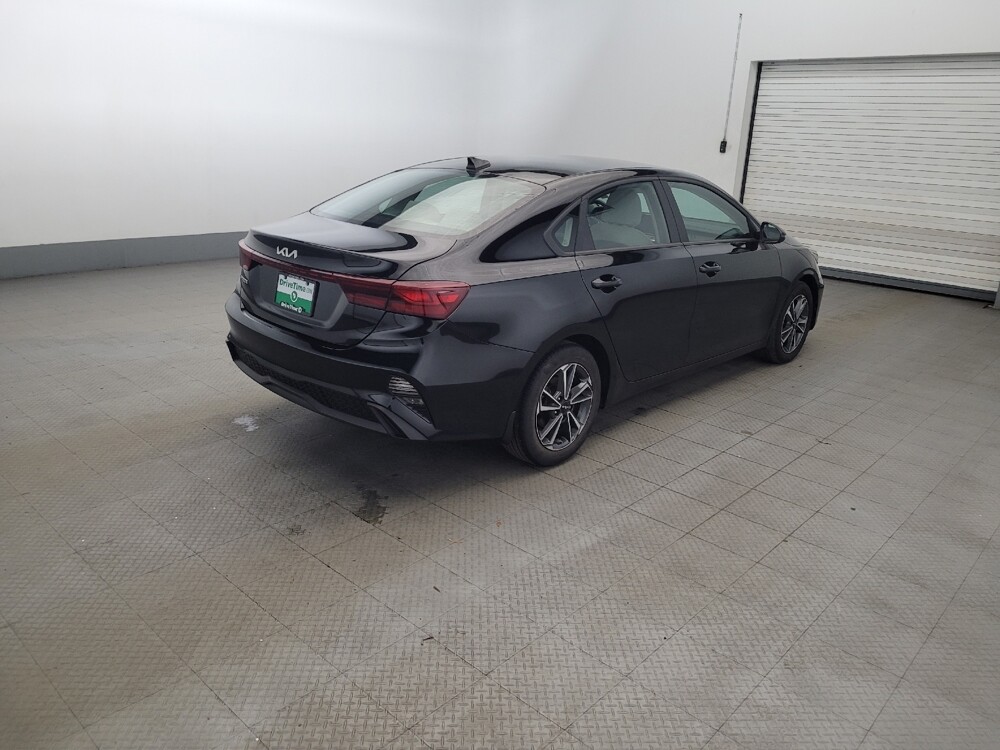 2023 Kia Forte in New Castle, DE 19720 - 18132428 9