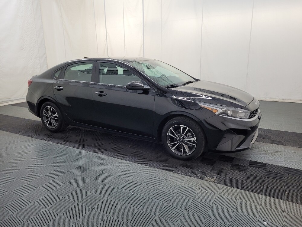 2023 Kia Forte in Langhorne, PA 19047 - 18132429 11