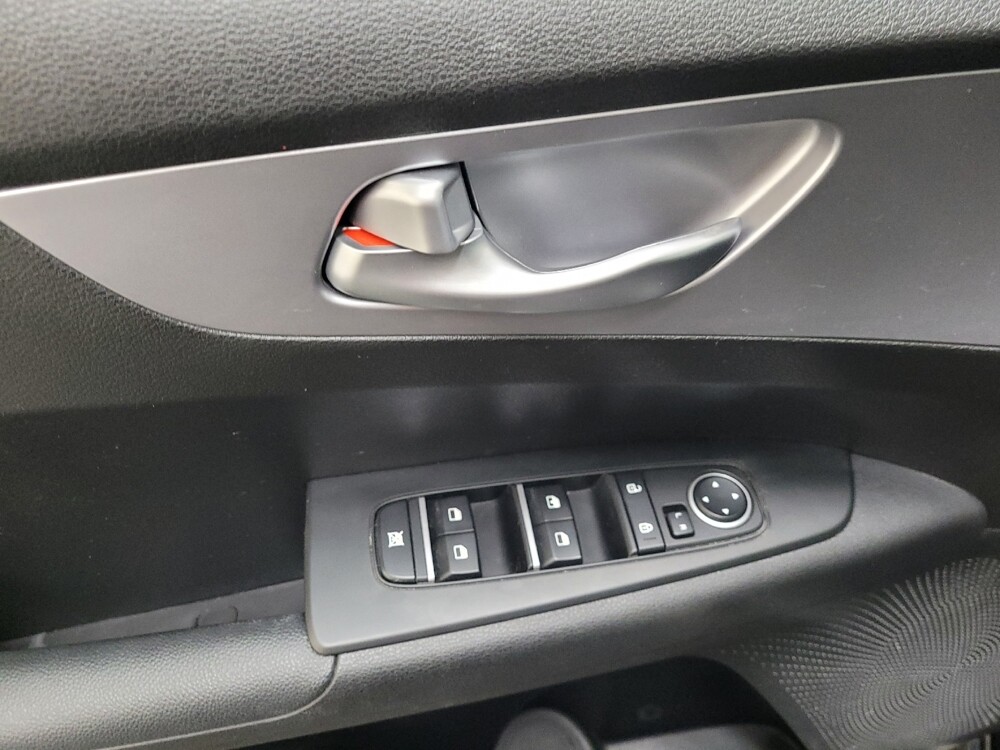 2023 Kia Forte in Langhorne, PA 19047 - 18132429 27