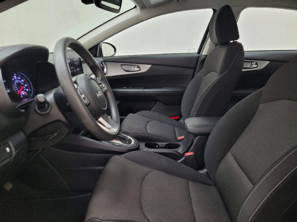 2023 Kia Forte in Langhorne, PA 19047 - 18132429 17