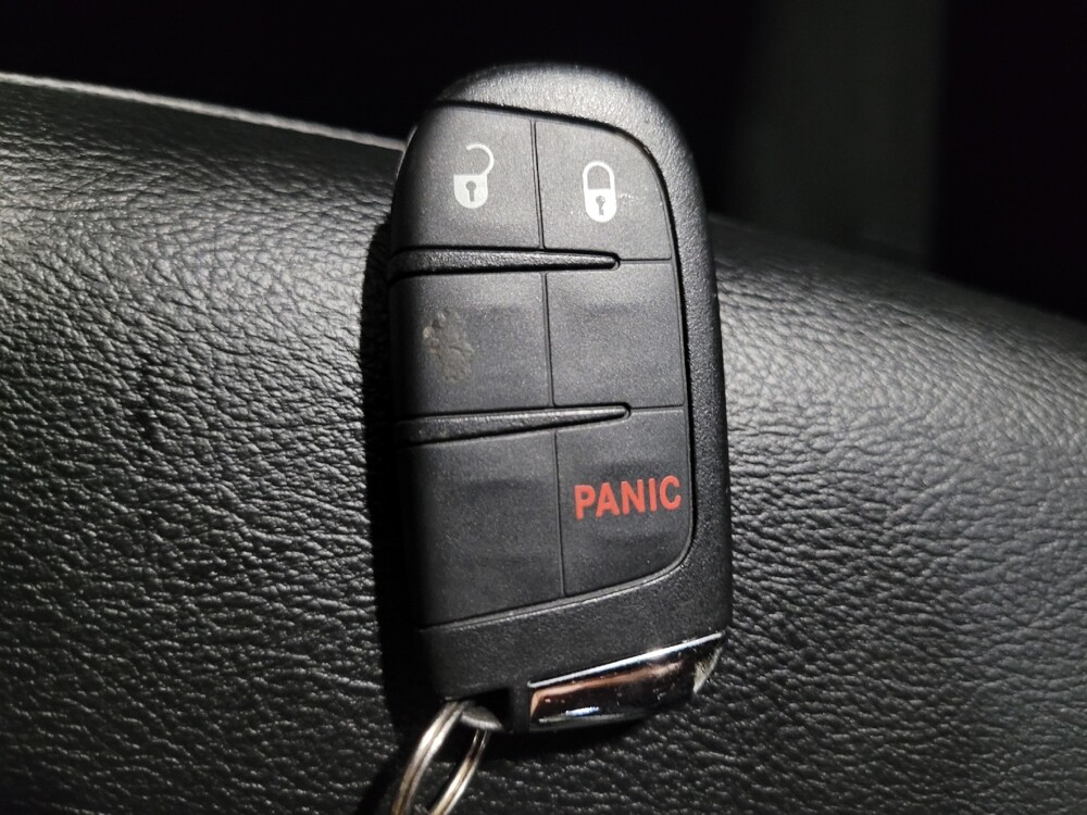 2019 Jeep Compass in New Castle, DE 19720 - 18132442 32