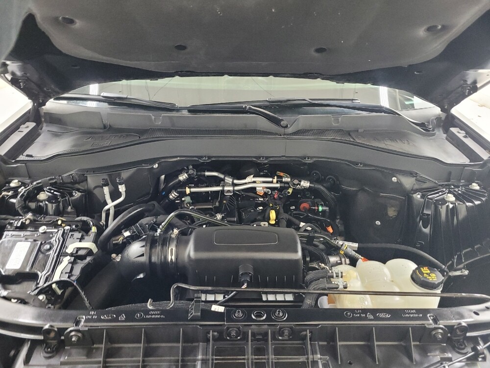 2022 Ford Explorer in St. Louis, MO 63125 - 18132449 30