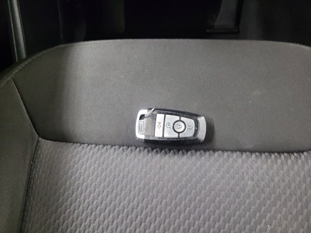 2022 Ford Explorer in St. Louis, MO 63125 - 18132449 32