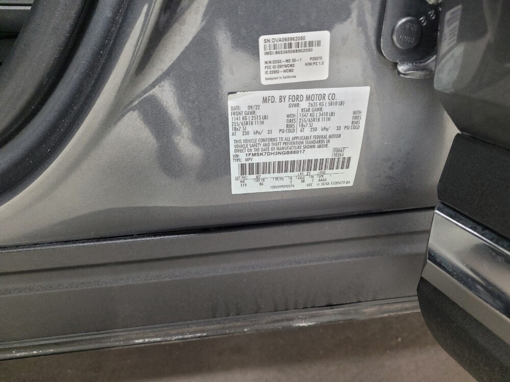 2022 Ford Explorer in St. Louis, MO 63125 - 18132449 33