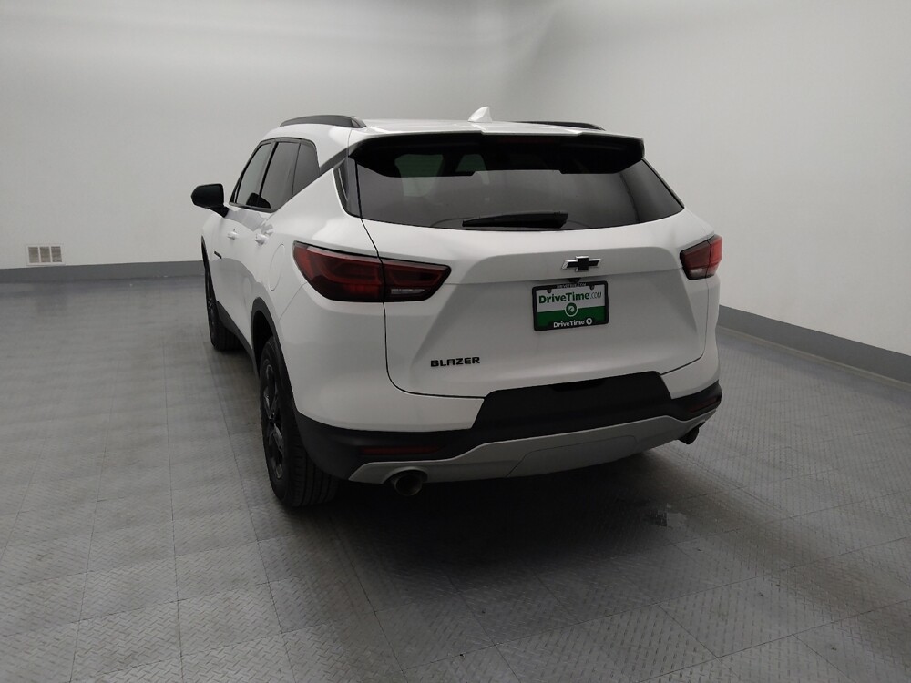 2024 Chevrolet Blazer in Springfield, MO 65807 - 18132450 6