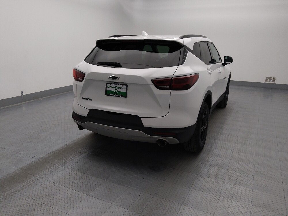 2024 Chevrolet Blazer in Springfield, MO 65807 - 18132450 7