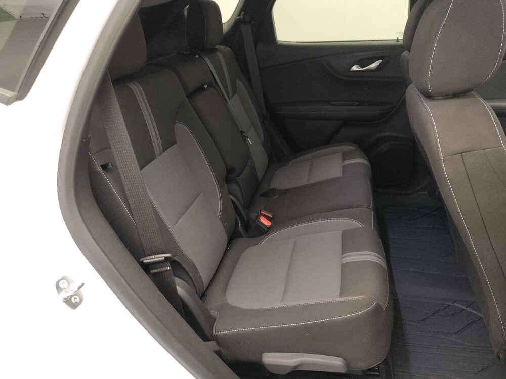 2024 Chevrolet Blazer in Springfield, MO 65807 - 18132450 19