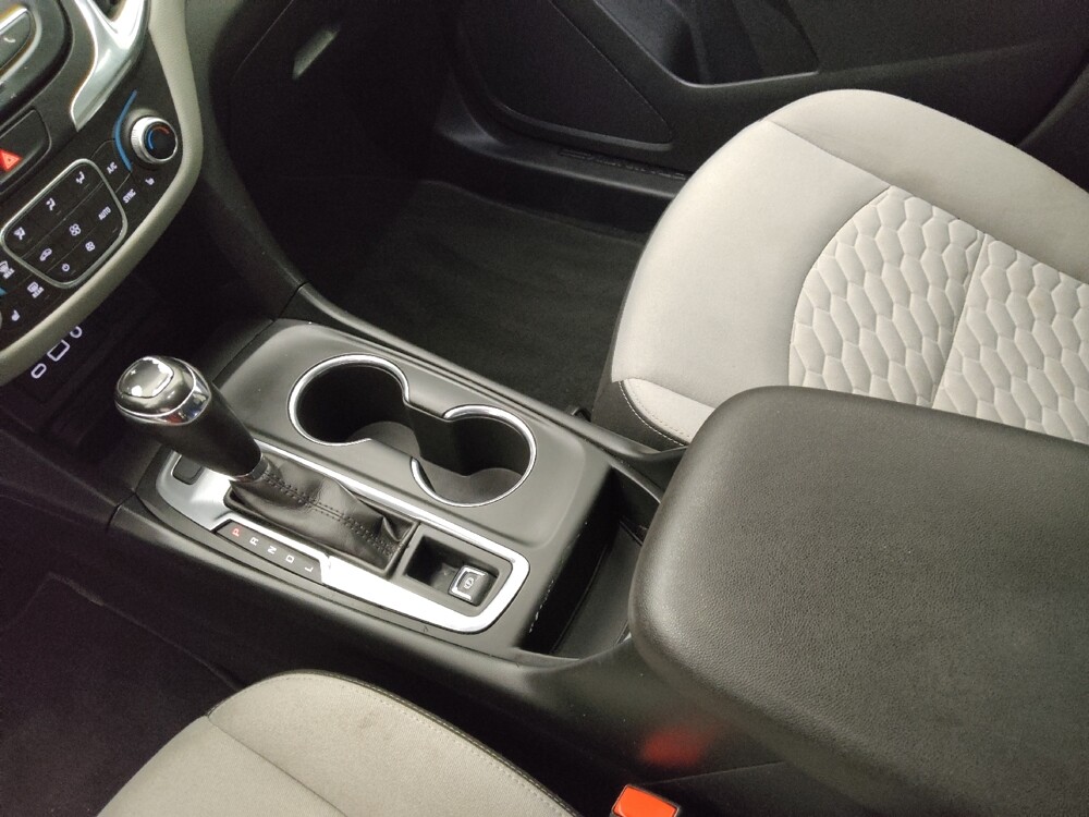 2019 Chevrolet Equinox in Wichita, KS 67207 - 18132453 26