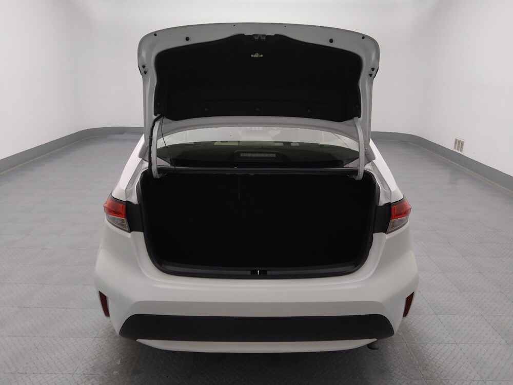 2020 Toyota Corolla in Gladstone, MO 64118 - 18132455 29