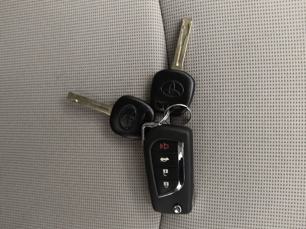 2020 Toyota Corolla in Gladstone, MO 64118 - 18132455 32