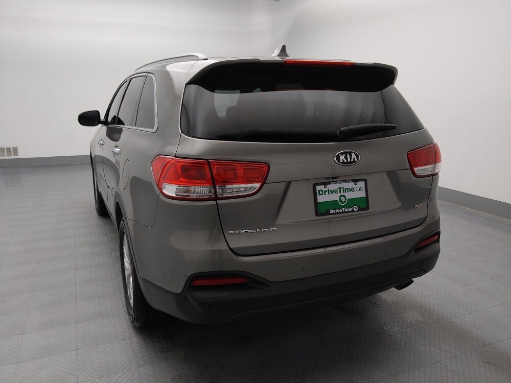 2016 Kia Sorento in Gladstone, MO 64118 - 18132456 6