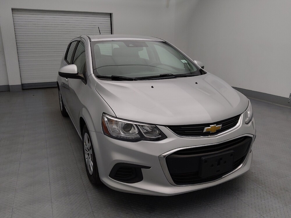 2020 Chevrolet Sonic in Gladstone, MO 64118 - 18132457 14
