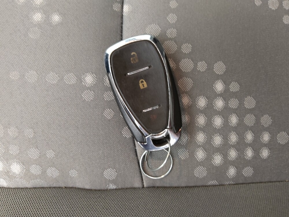 2020 Chevrolet Sonic in Gladstone, MO 64118 - 18132457 32