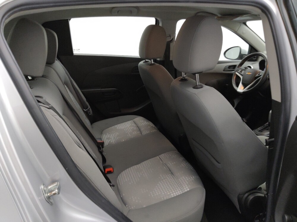 2020 Chevrolet Sonic in Gladstone, MO 64118 - 18132457 19