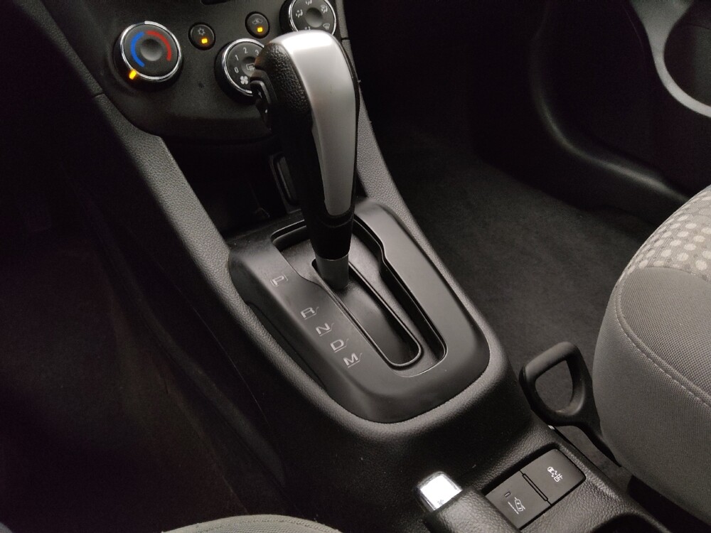 2020 Chevrolet Sonic in Gladstone, MO 64118 - 18132457 26