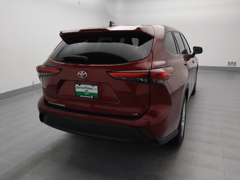 2022 Toyota Highlander in Springfield, MO 65807 - 18132459 7