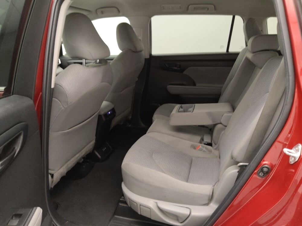 2022 Toyota Highlander in Springfield, MO 65807 - 18132459 18