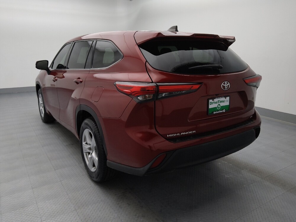 2022 Toyota Highlander in Springfield, MO 65807 - 18132459 5