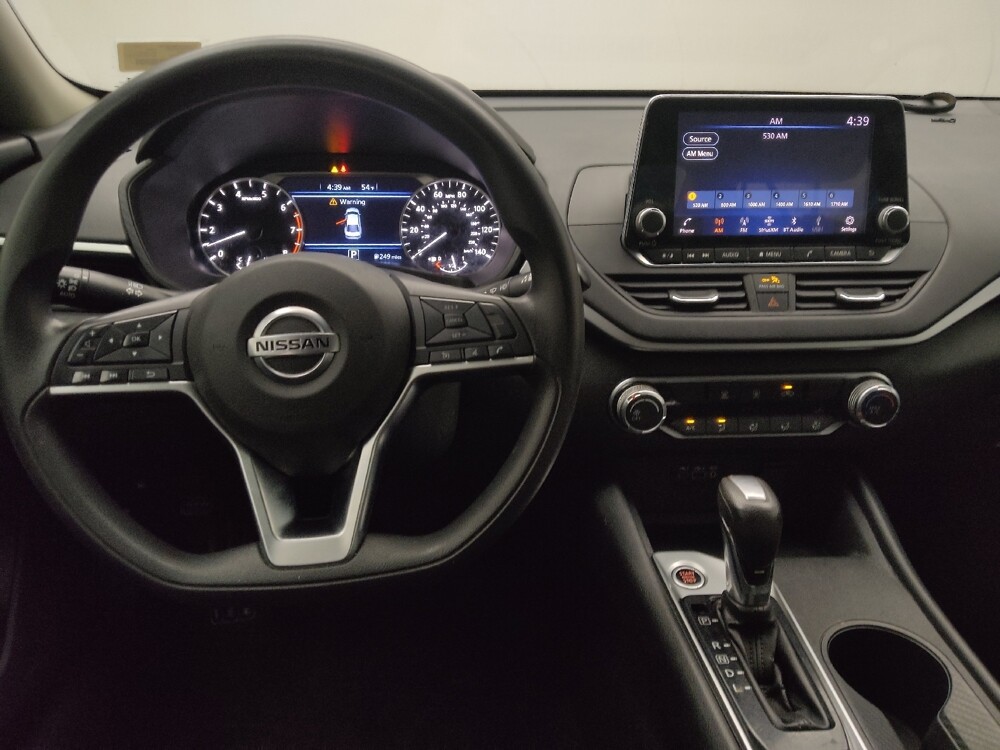 2020 Nissan Altima in Lombard, IL 60148 - 18132461 22