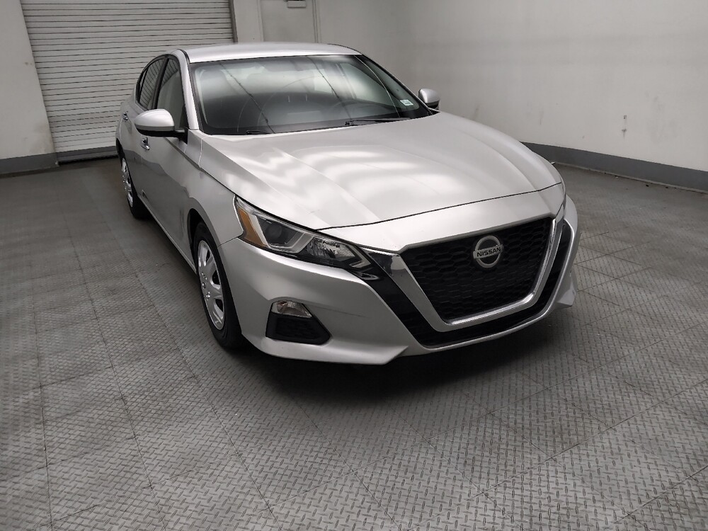 2020 Nissan Altima in Lombard, IL 60148 - 18132461 13