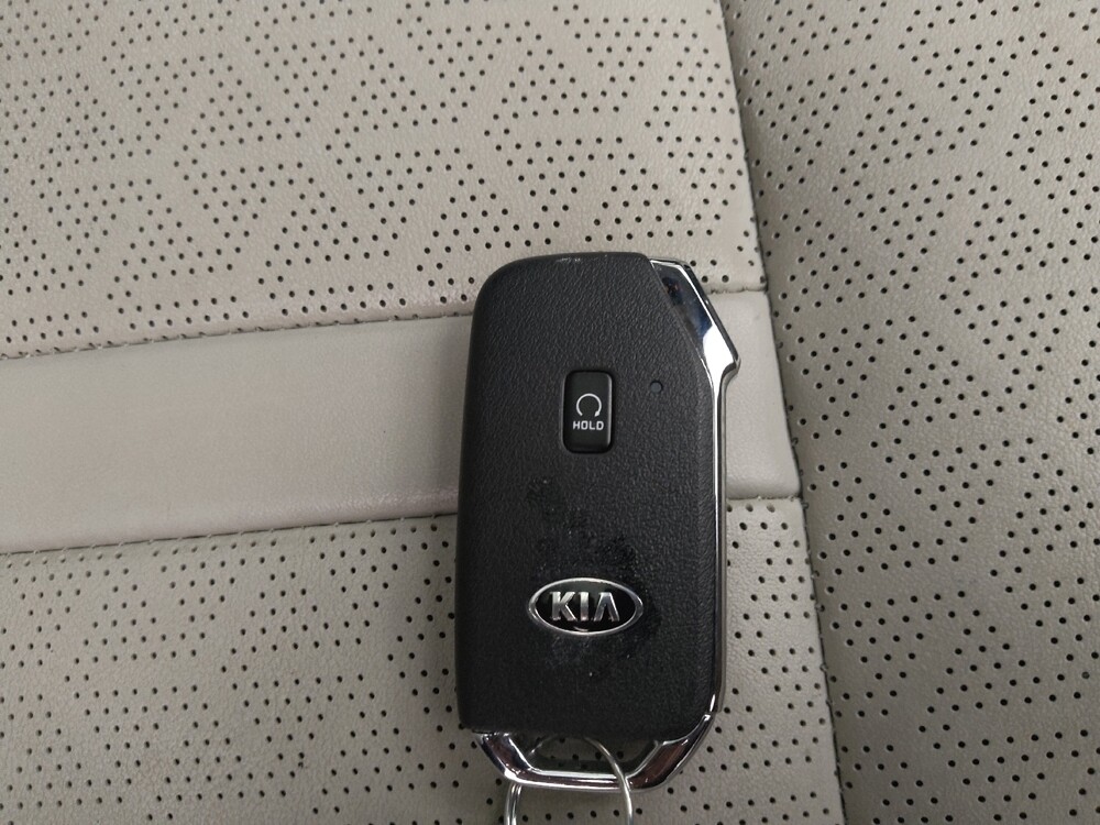 2021 Kia Sorento in Des Moines, IA 50310 - 18132462 32