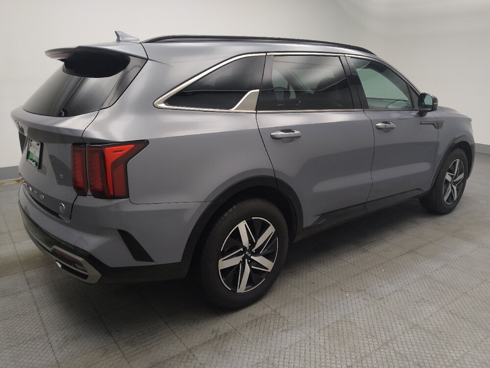 2021 Kia Sorento in Des Moines, IA 50310 - 18132462 10