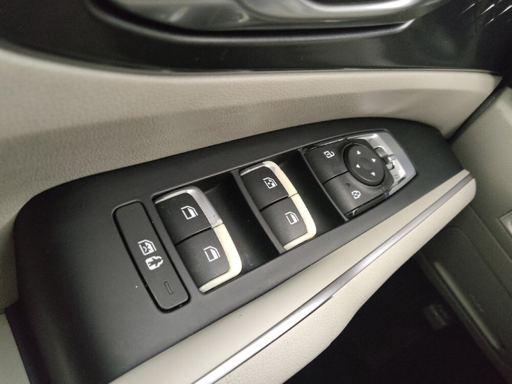 2021 Kia Sorento in Des Moines, IA 50310 - 18132462 27