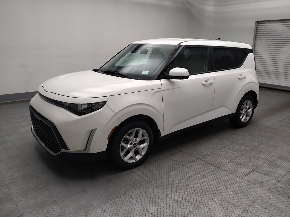2025 Kia Soul in Peoria, IL 61615 - 18132464 2