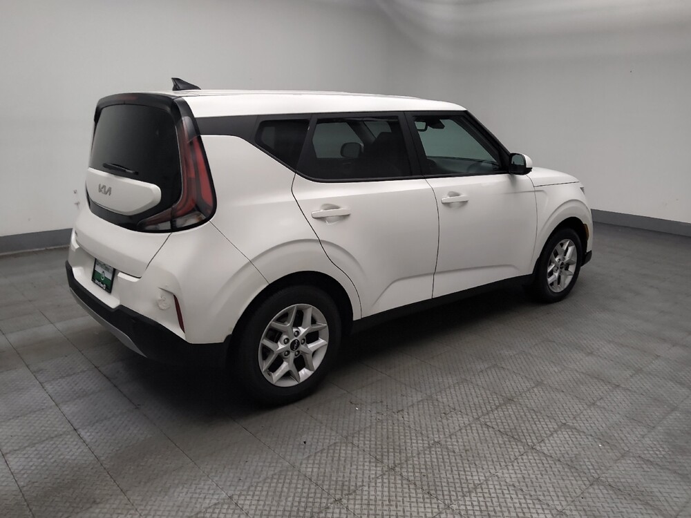 2025 Kia Soul in Peoria, IL 61615 - 18132464 10