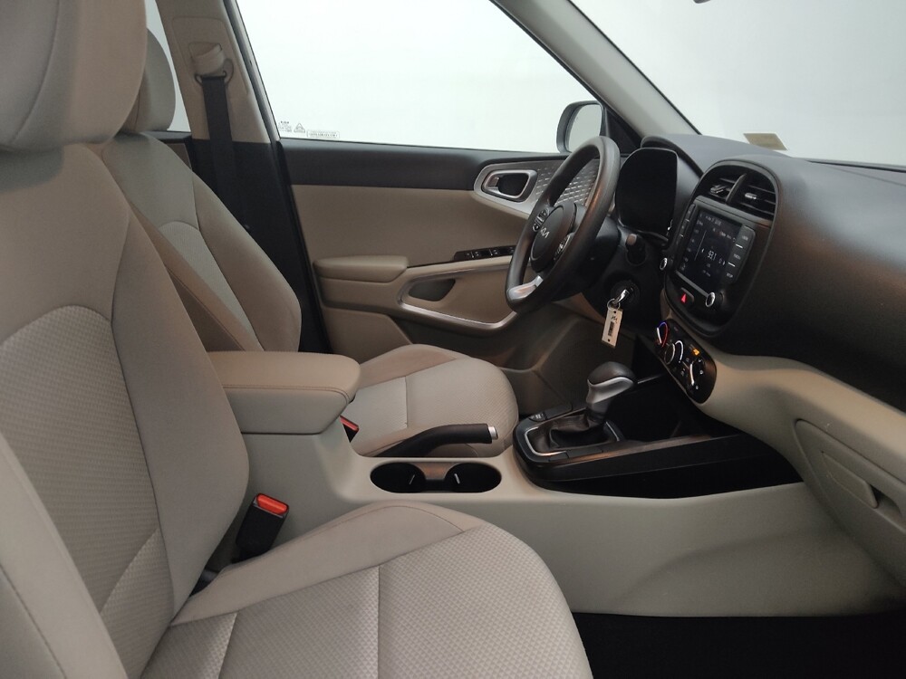 2025 Kia Soul in Peoria, IL 61615 - 18132464 21