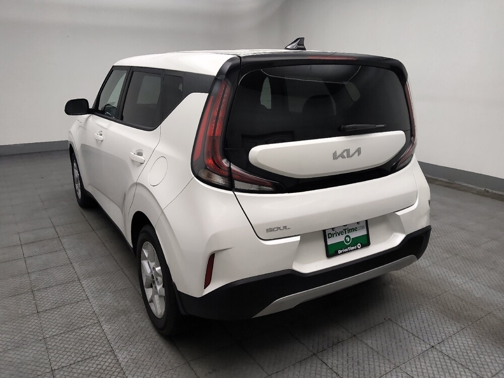 2025 Kia Soul in Peoria, IL 61615 - 18132464 5