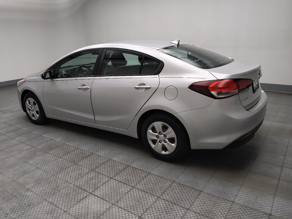 2018 Kia Forte in Lombard, IL 60148 - 18132465 3