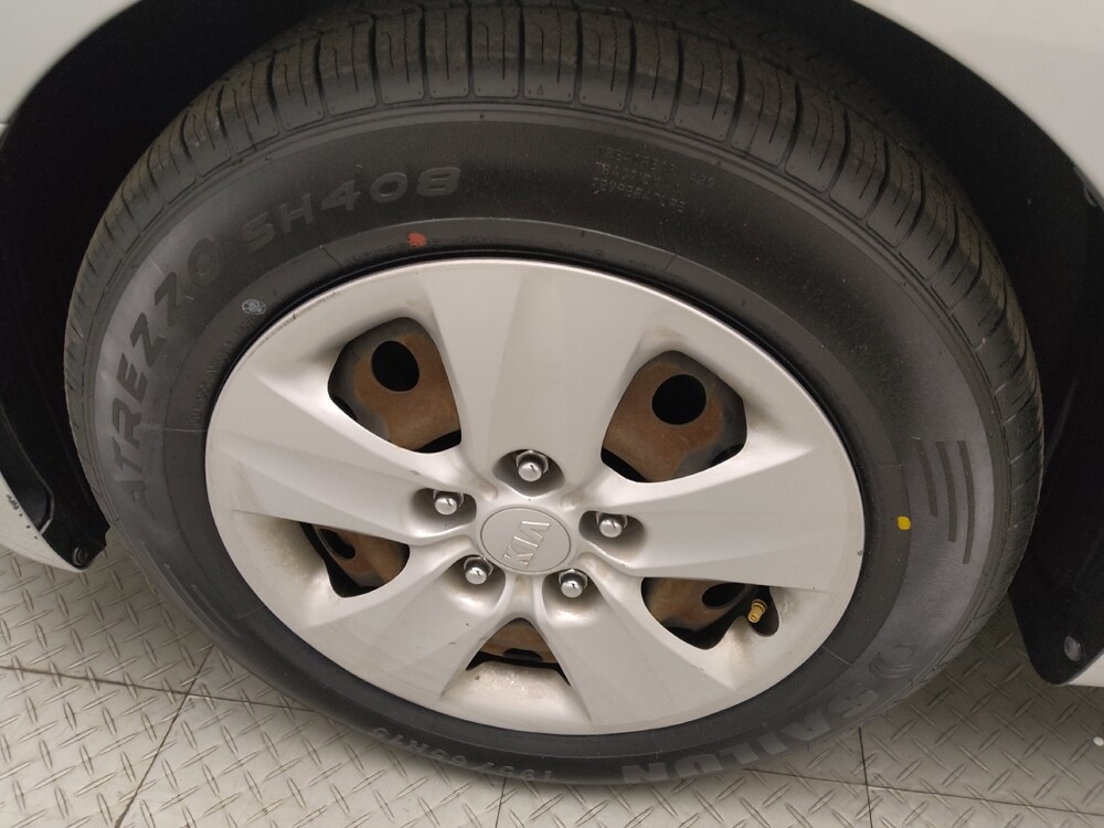 2018 Kia Forte in Lombard, IL 60148 - 18132465 31