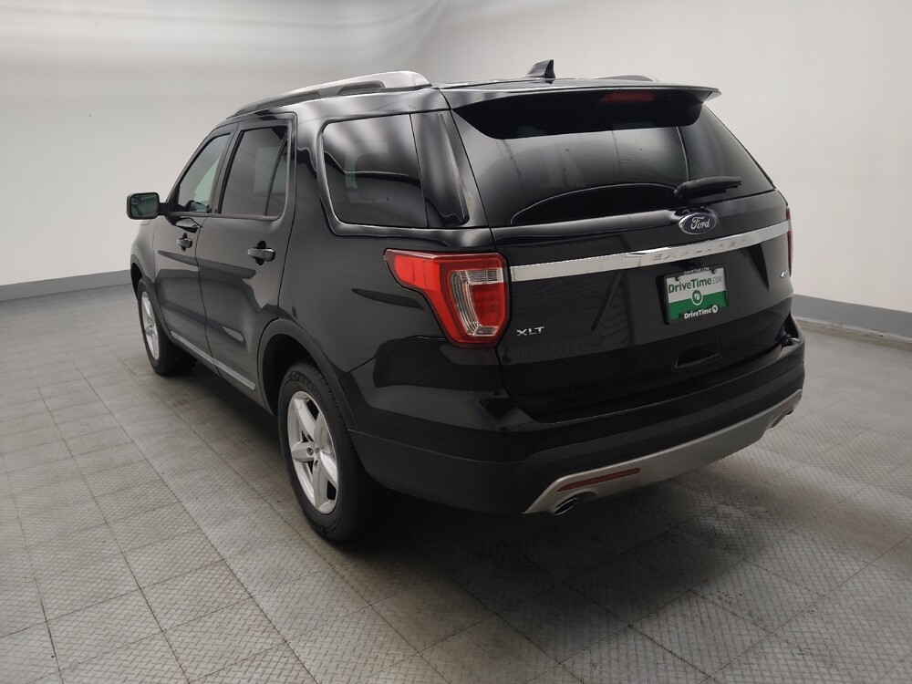 2017 Ford Explorer in Des Moines, IA 50310 - 18132467 5
