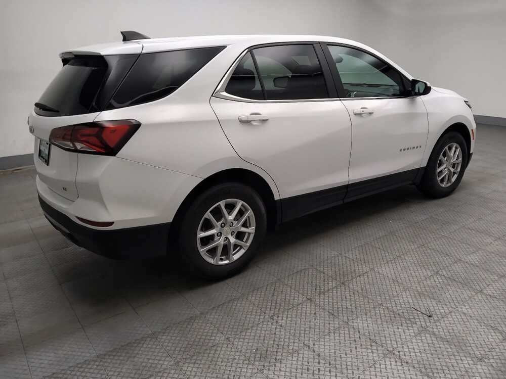 2022 Chevrolet Equinox in Des Moines, IA 50310 - 18132468 10