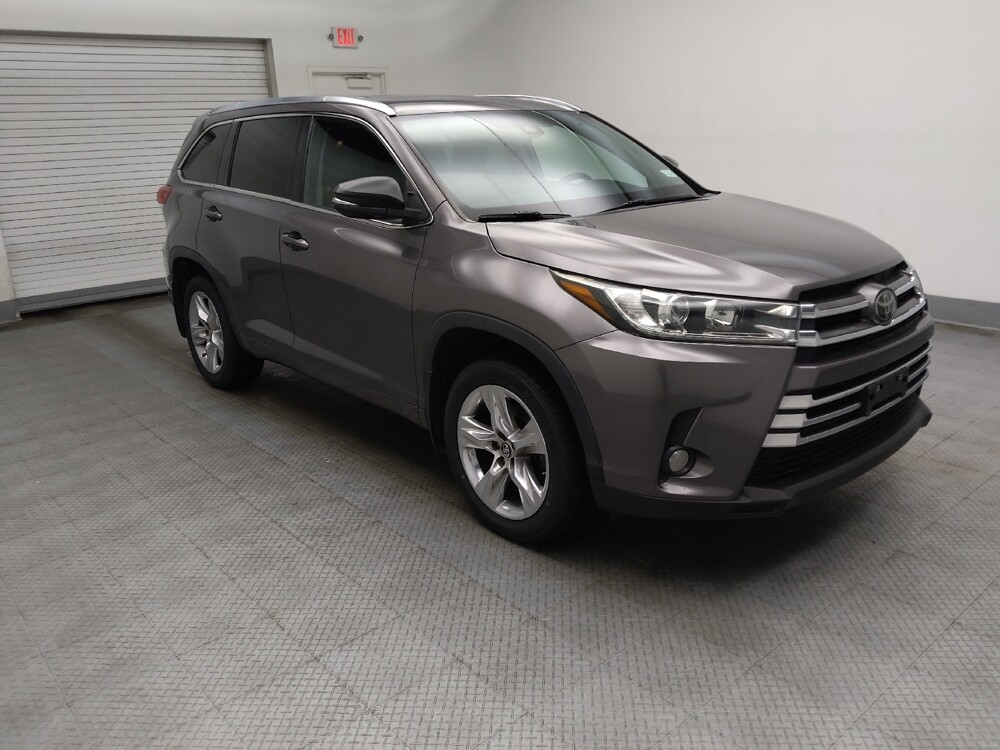 2018 Toyota Highlander in Lombard, IL 60148 - 18132470 11
