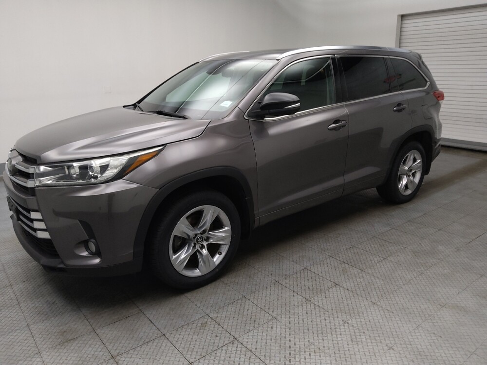 2018 Toyota Highlander in Lombard, IL 60148 - 18132470 2